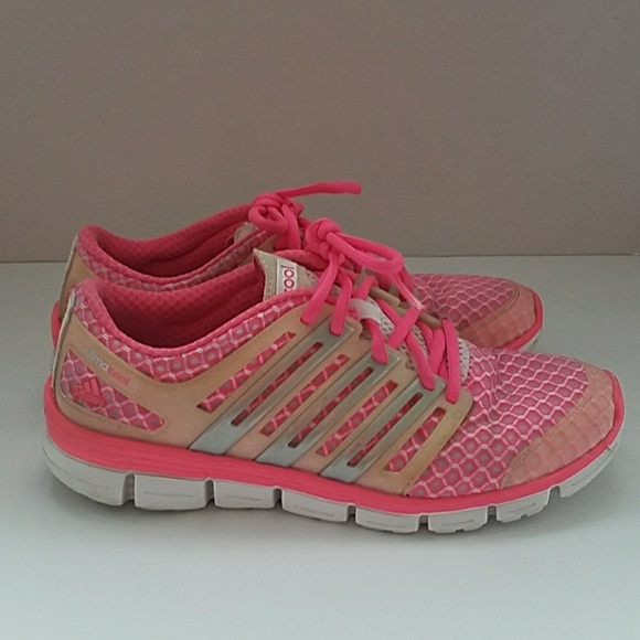 pink gym shoes